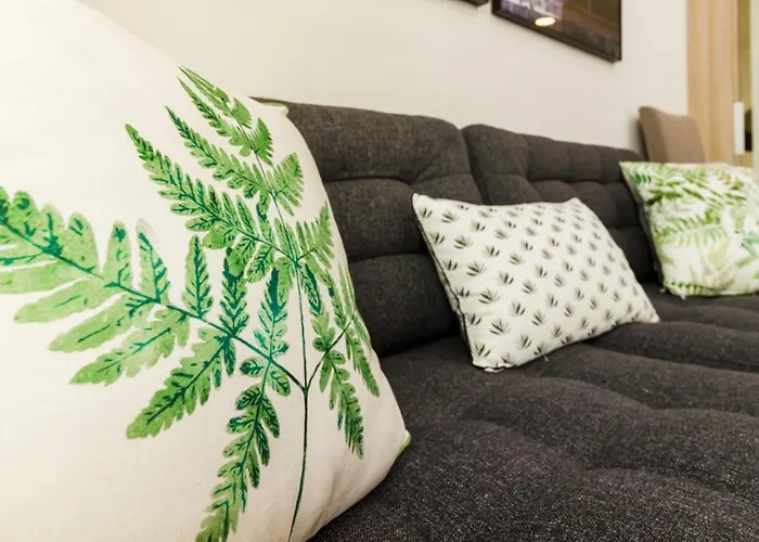 Moderno Urbano En Barrio Historico 1ºi *